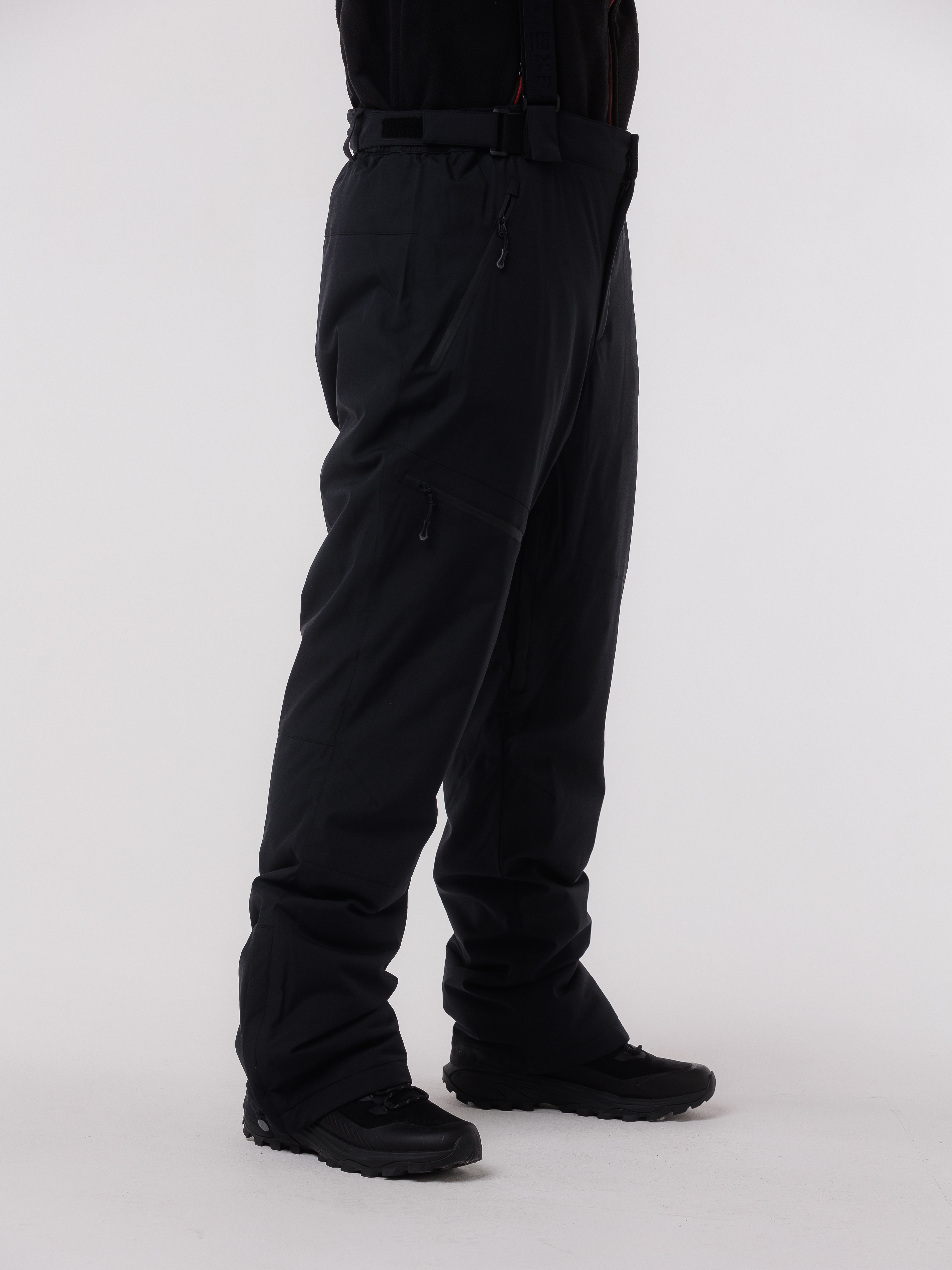 KM85196_chernyy_01 (1).jpg