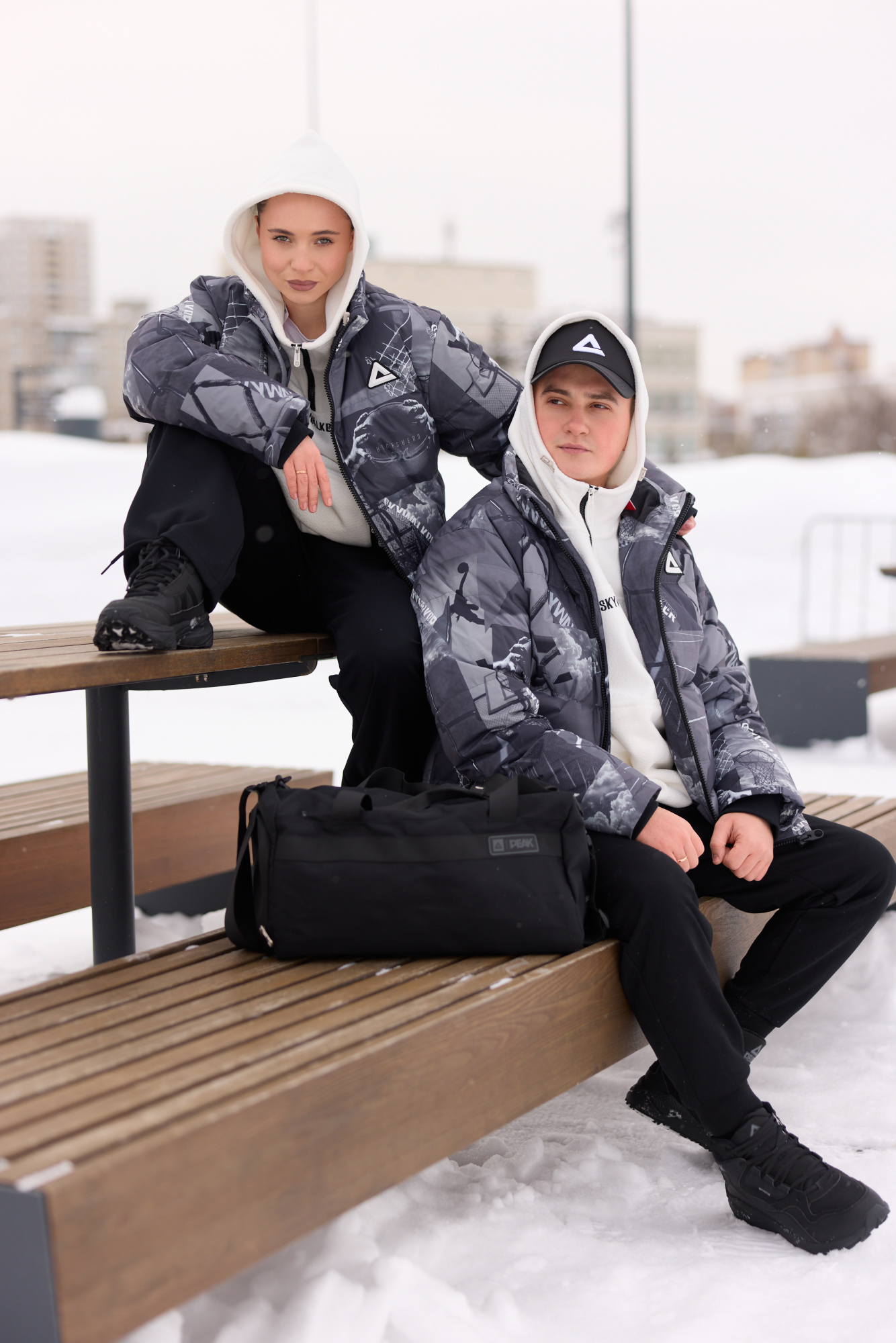 FW5254321_chernyy_03.jpg