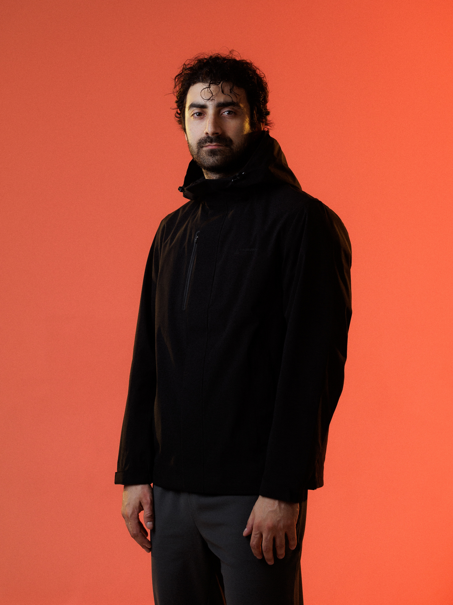 FW2261107_chernyy_ 01.jpg